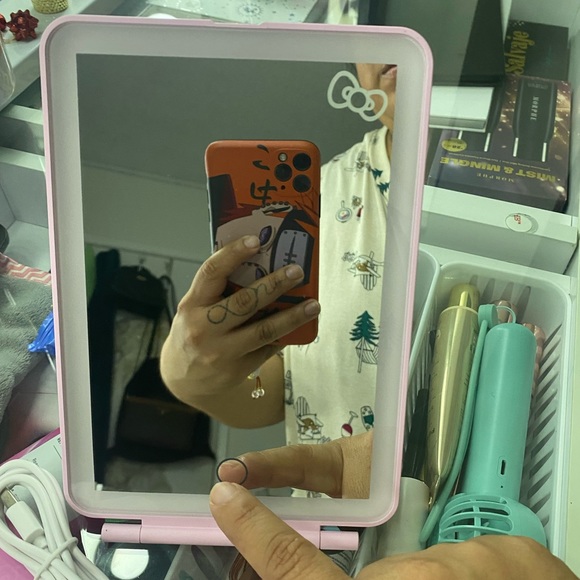 Impressions vanity hello Kitty, mini mirror - Picture 7 of 8